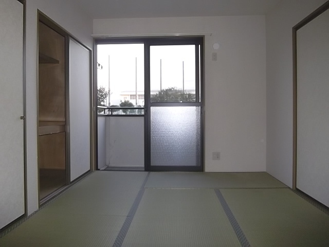 シャルマンハイツの和室