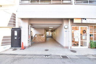 【エントランス】 | エントランス