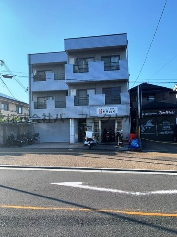 PIAZZA枚方の外観|外観は落ち着いています