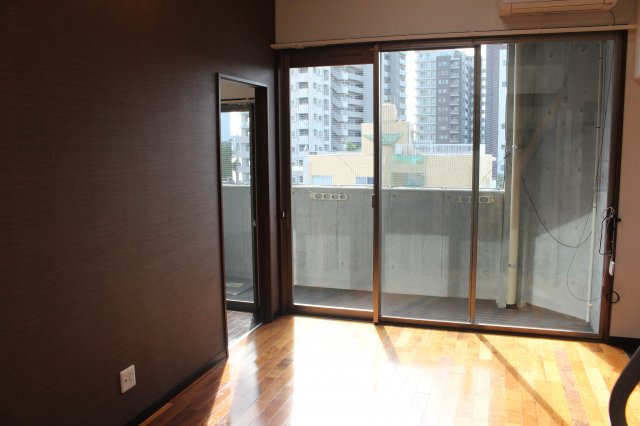 アルテマイスターグエルの居間・リビング