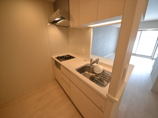 【キッチン】 | ＯＰＵＳ　ＲＥＳＩＤＥＮＣＥ　ＳＨＩＮＳＡＩＢＡＳＨＩ　ＳＯＵＴＨ | グリル付きキッチンです