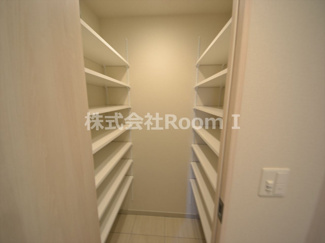 【玄関】 | ＯＰＵＳ　ＲＥＳＩＤＥＮＣＥ　ＳＨＩＮＳＡＩＢＡＳＨＩ　ＳＯＵＴＨ | シューズインクローゼット