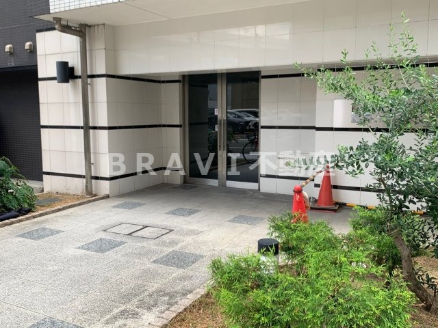 アプリーレ堺筋本町　BRAVI不動産のエントランス|【アプリーレ堺筋本町】建物の内部です