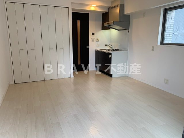 アプリーレ堺筋本町　BRAVI不動産の居間・リビング|【アプリーレ堺筋本町】ゆったり過ごせる居間です