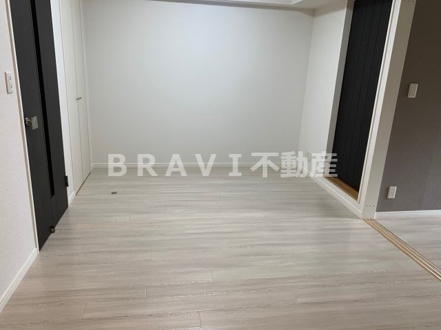 アプリーレ堺筋本町　BRAVI不動産の居間・リビング|【アプリーレ堺筋本町】使いやすいリビングです