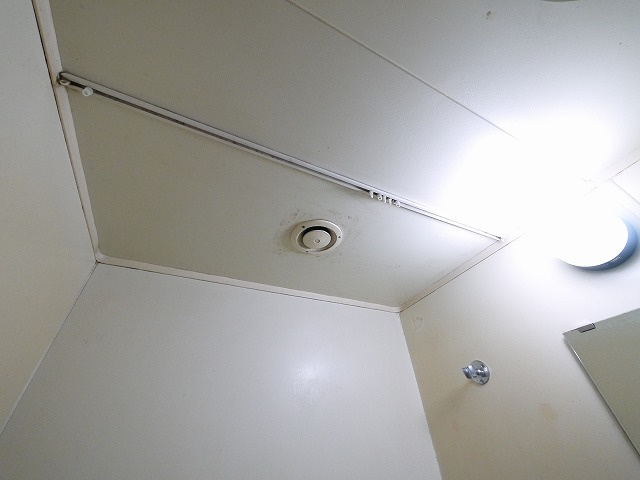 ウエストアベニューの設備|換気扇です