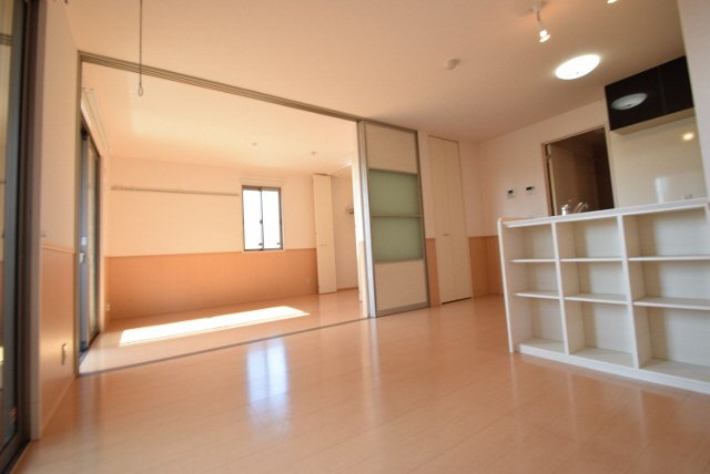 ブランシュールＡの居間・リビング|別の部屋の写真