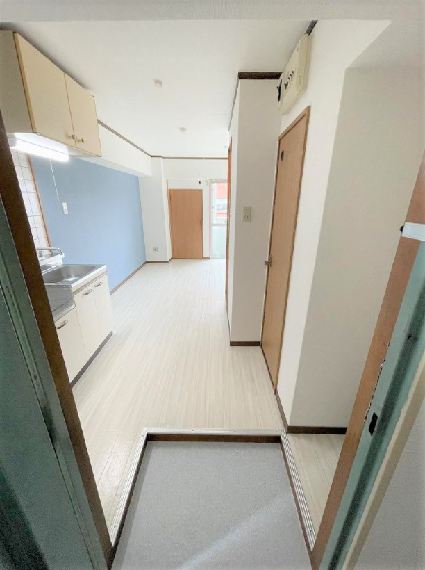 平成ビルの玄関|毎日通る玄関はこちらです