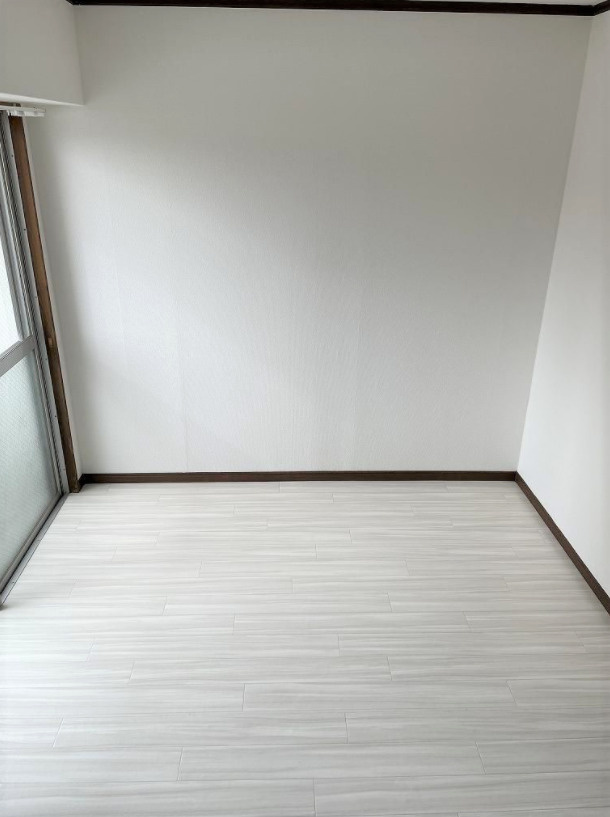 平成ビルの居間・リビング|ゆったり過ごせる居間です