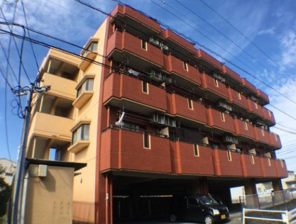 コーポラス坂井の外観|きれいな外観です