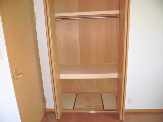 ムーンテラス片山N館の収納