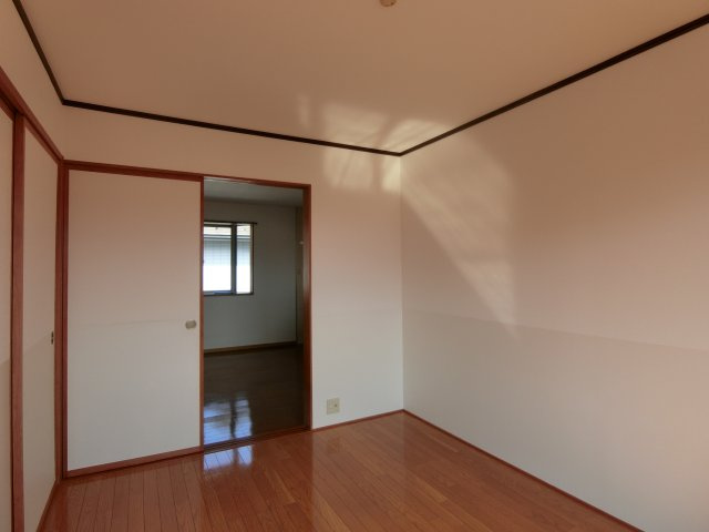 スカイホームA棟の洋室