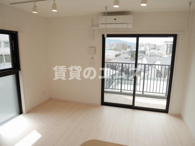 【居間・リビング】 | リアンレガーロ井尻駅前弐番館 | リアンレガーロ井尻駅前弐番館のリビング