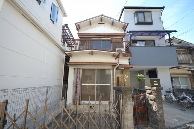 堺市東区野尻町　中古戸建の外観