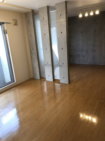 【内装】 | モデュロール赤坂