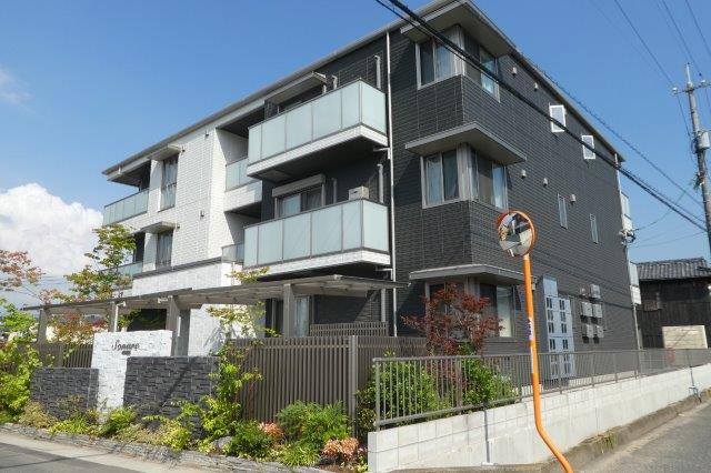 倉敷市西中新田の賃貸マンションの外観