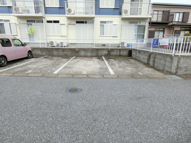 SKコーポの駐車場