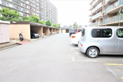 【駐車場】 | シャルム小阪　一番館