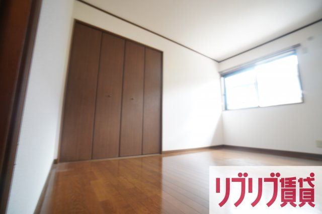 クレアンヌーヴの洋室
