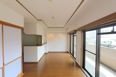 【居間・リビング】 | ライオンズマンション豊中夕日丘