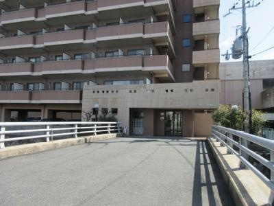 パインフィールド天神川の外観