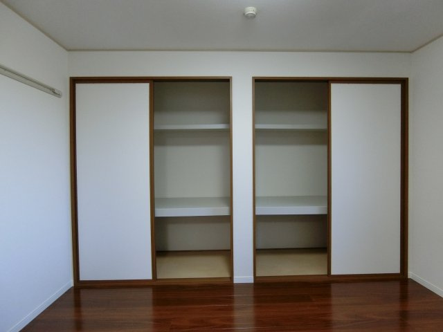 メゾン・エタンスレの収納