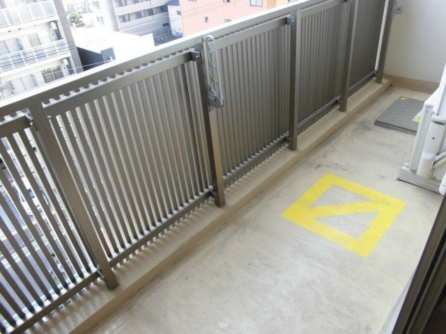 【バルコニー】 | グランディ県庁前