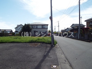 【前面道路含む現地写真】
