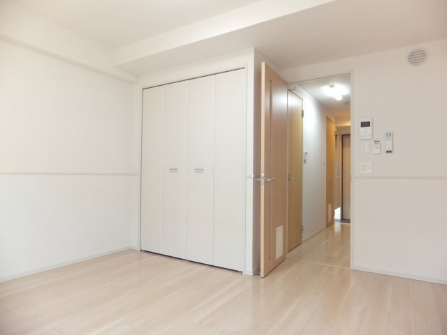 グラース・ベル・ウッドの洋室