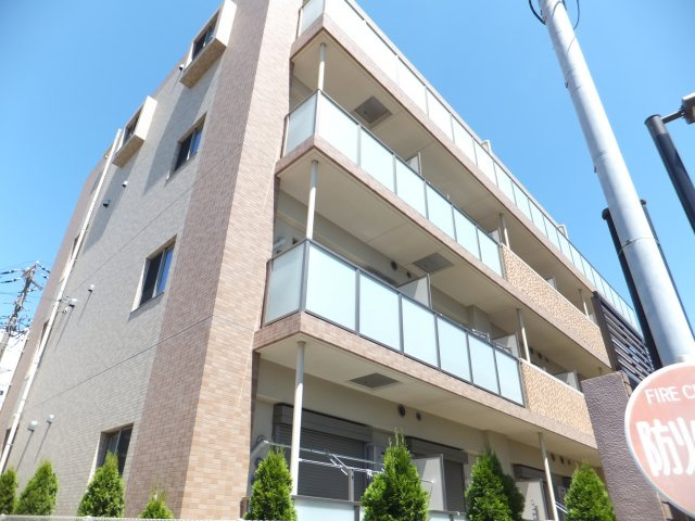 グラース・ベル・ウッドの外観