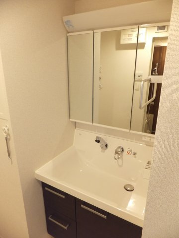 グラース・ベル・ウッドの独立洗面台