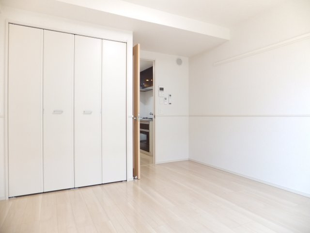 グラース・ベル・ウッドの寝室