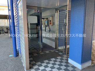 【エントランス】 | 清潔なエントランスです