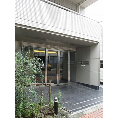 【エントランス】 | エスティメゾン東新宿