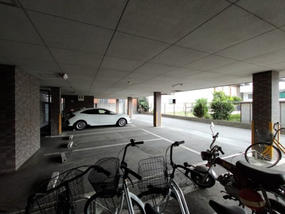 【駐車場】 | EAST RESIDENCE NAGATA