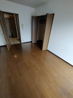 【寝室】 | EAST RESIDENCE NAGATA