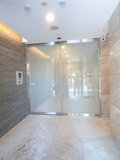 【エントランス】