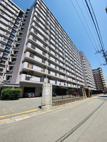 サンライフ香椎 A棟の外観