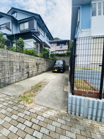 宗像市天平台　戸建ての駐車場