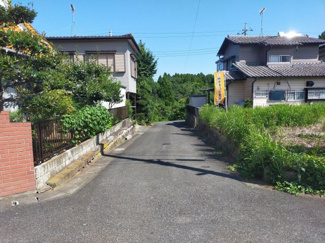 【前面道路含む現地写真】 | グランファミーロ高津戸町
自然とふれあいができる住環境で子育てをおもいっきりしたい子育て世代にもおすすめ