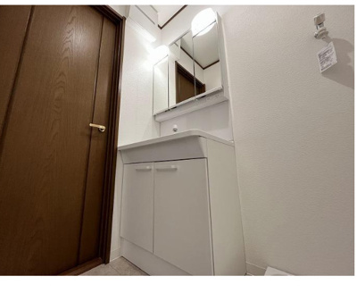 【独立洗面台】 | 下津林南大般若町