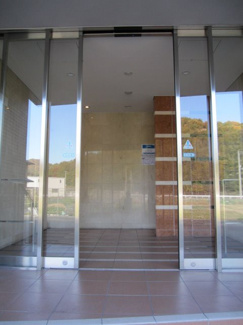 【エントランス】 | 毎日通るエントランスはこのようになっています