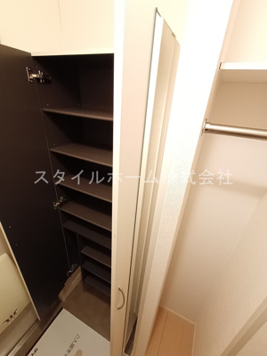 【収納】 | アゼリアＡ棟 | 別部屋写真です。