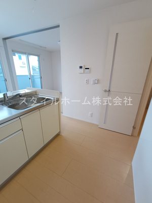 【その他】 | アゼリアＡ棟 | 別部屋写真です。