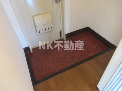 【玄関】 | シャンポール東大阪（河内花園賃貸） | 落ち着いた玄関です