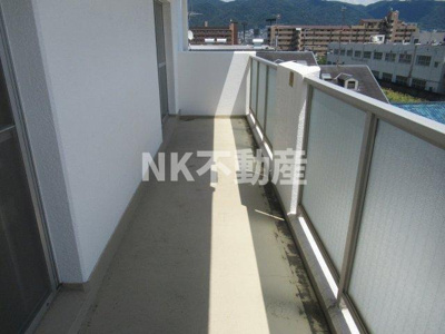 【バルコニー】 | シャンポール東大阪（河内花園賃貸） | 陽当たり良好なバルコニーです
