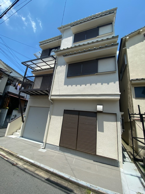 大東市三箇２丁目　戸建ての外観|■違う角度の外観です♪♪