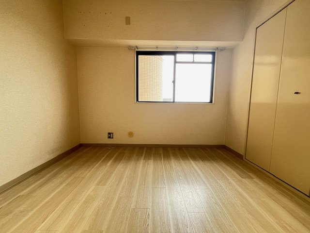 エクセレンシー・アイの子供部屋