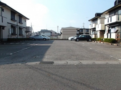 【駐車場】 | ハイツルミエール Ａ