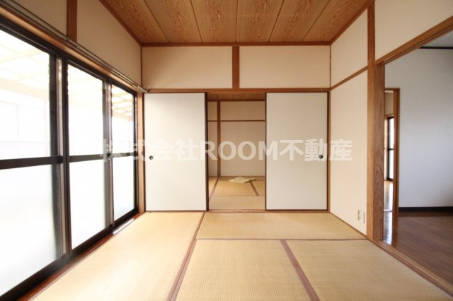 細木貸家(樺山4656)の和室|畳の上でゆっくりとくつろげる和室です